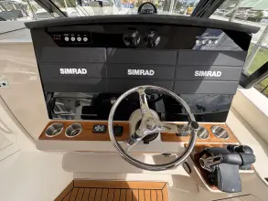 Thumbnail von Boston Whaler 380 Realm