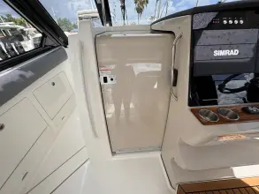 Thumbnail von Boston Whaler 380 Realm