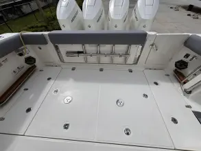 Thumbnail von Boston Whaler 380 Realm