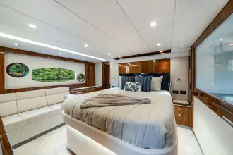 Thumbnail von Riviera 6000 Sport Yacht