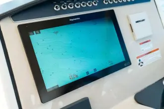 Thumbnail von Boston Whaler 320 Vantage