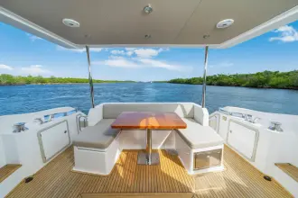 Thumbnail von Azimut 50