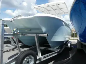 Thumbnail von Twin Vee Powercats 260