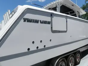 Thumbnail von Twin Vee Powercats 260