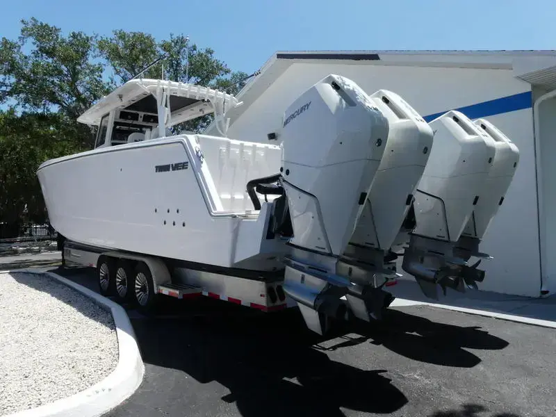 Thumbnail von Twin Vee Powercats 260