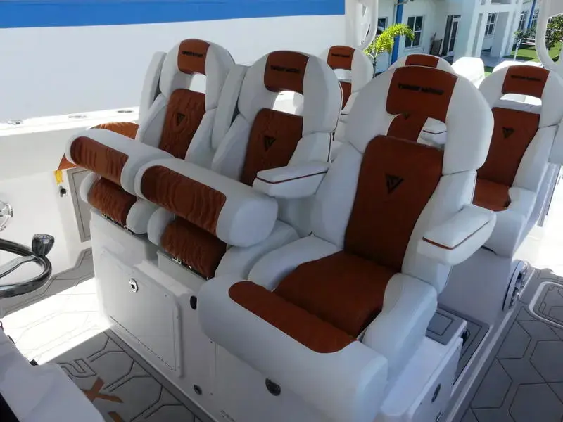 Thumbnail von Twin Vee Powercats 260