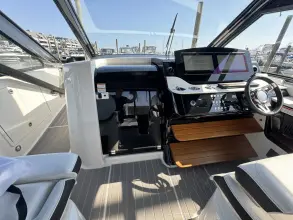 Thumbnail von Sea Ray 370 Sundancer Outboard