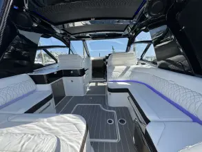 Thumbnail von Sea Ray 370 Sundancer Outboard