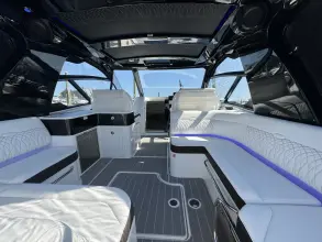 Thumbnail von Sea Ray 370 Sundancer Outboard