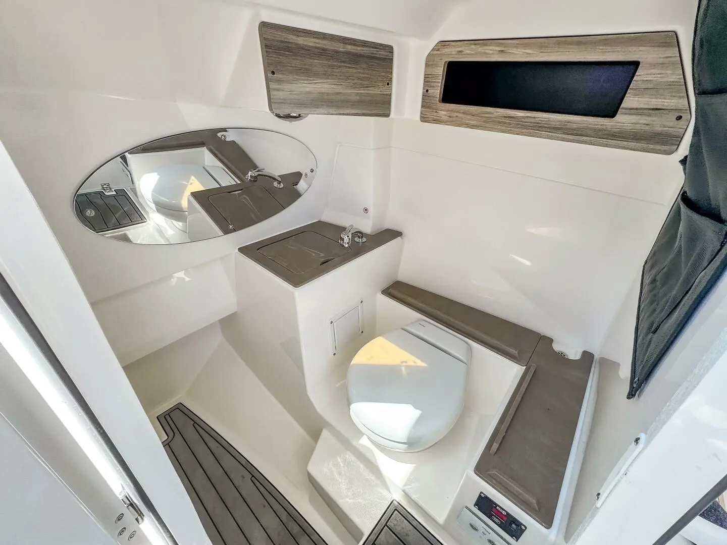 Thumbnail von Edgewater 262 CX