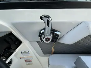 Thumbnail von Sea Ray SDX 270 Außenborder