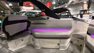 Thumbnail von Sea Ray SLX 280 z silnikiem zewnętrznym