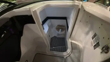 Thumbnail von Sea Ray SLX 280 z silnikiem zewnętrznym