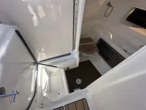 Thumbnail von Sea Ray SLX 350