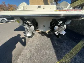 Thumbnail von Sea Ray SLX 350