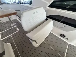 Thumbnail von Sea Ray SLX 400