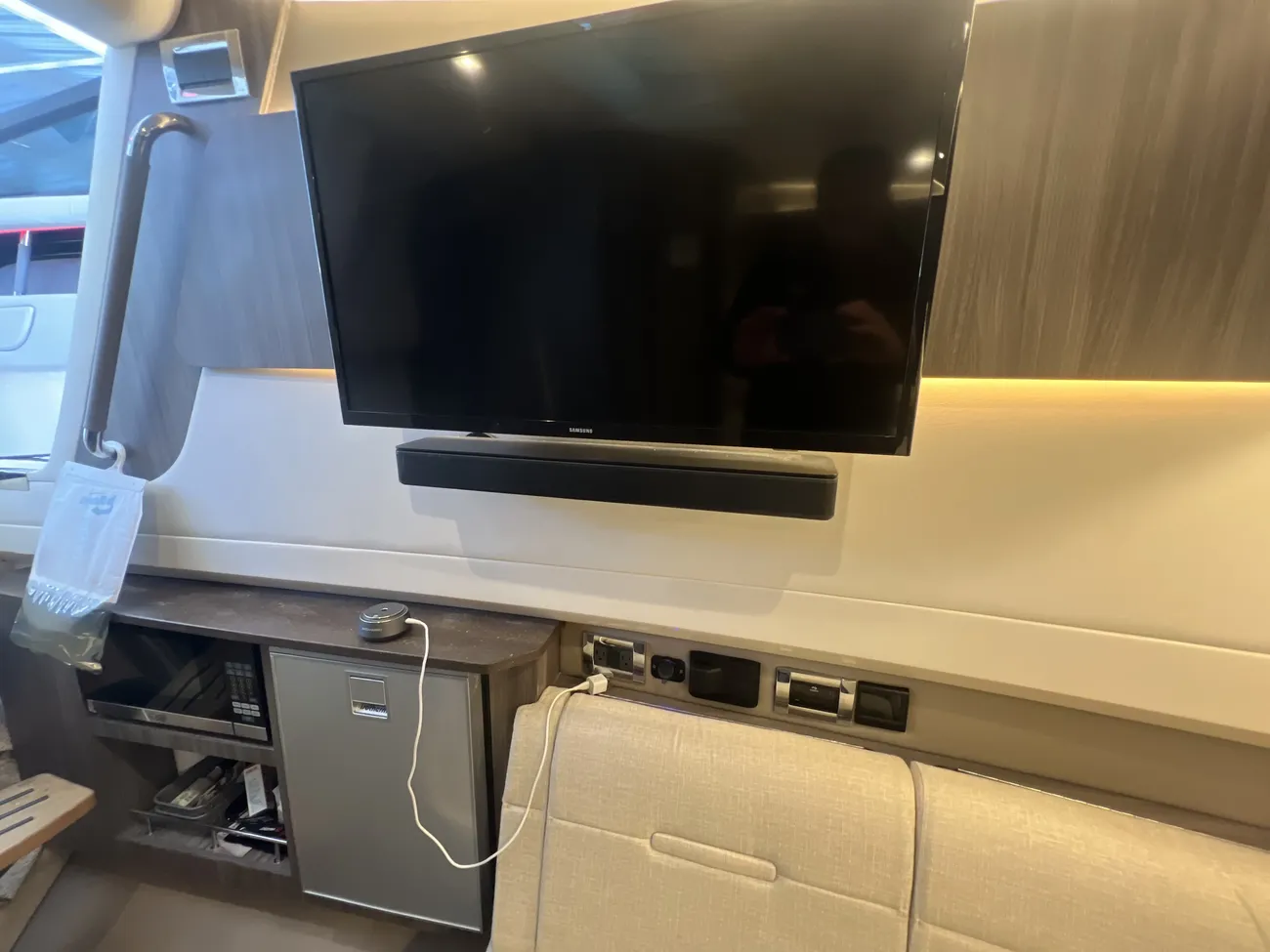 Thumbnail von Sea Ray SLX 400