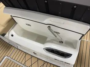 Thumbnail von Sea Ray SLX 260