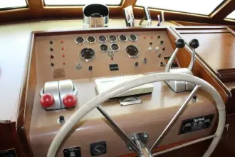 Thumbnail von Hatteras 58 Motor Yacht Eternity