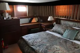 Thumbnail von Hatteras 58 Motor Yacht Eternity