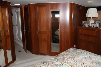 Thumbnail von Hatteras 58 Motor Yacht Eternity