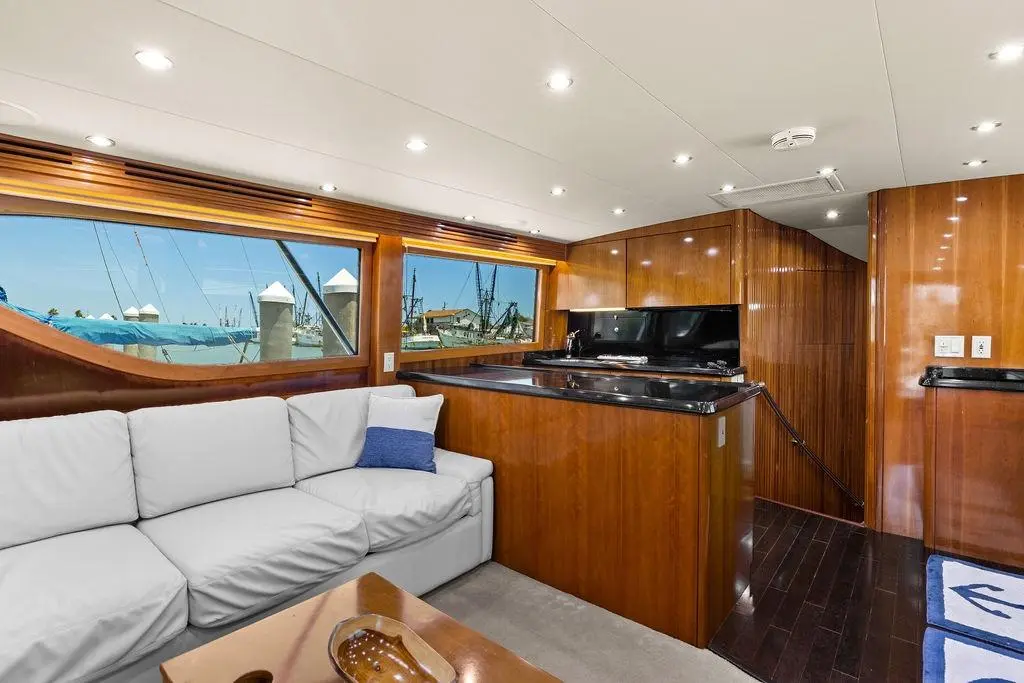 Thumbnail von Hatteras 60 Convertible