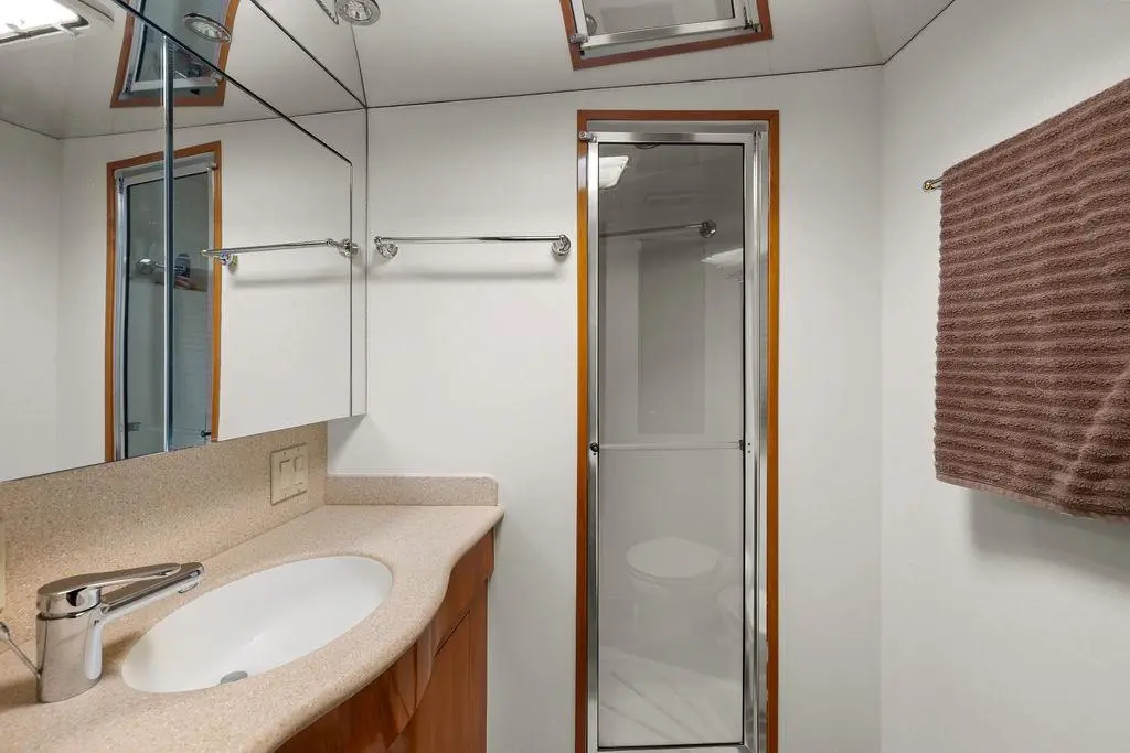 Thumbnail von Hatteras 60 Convertible