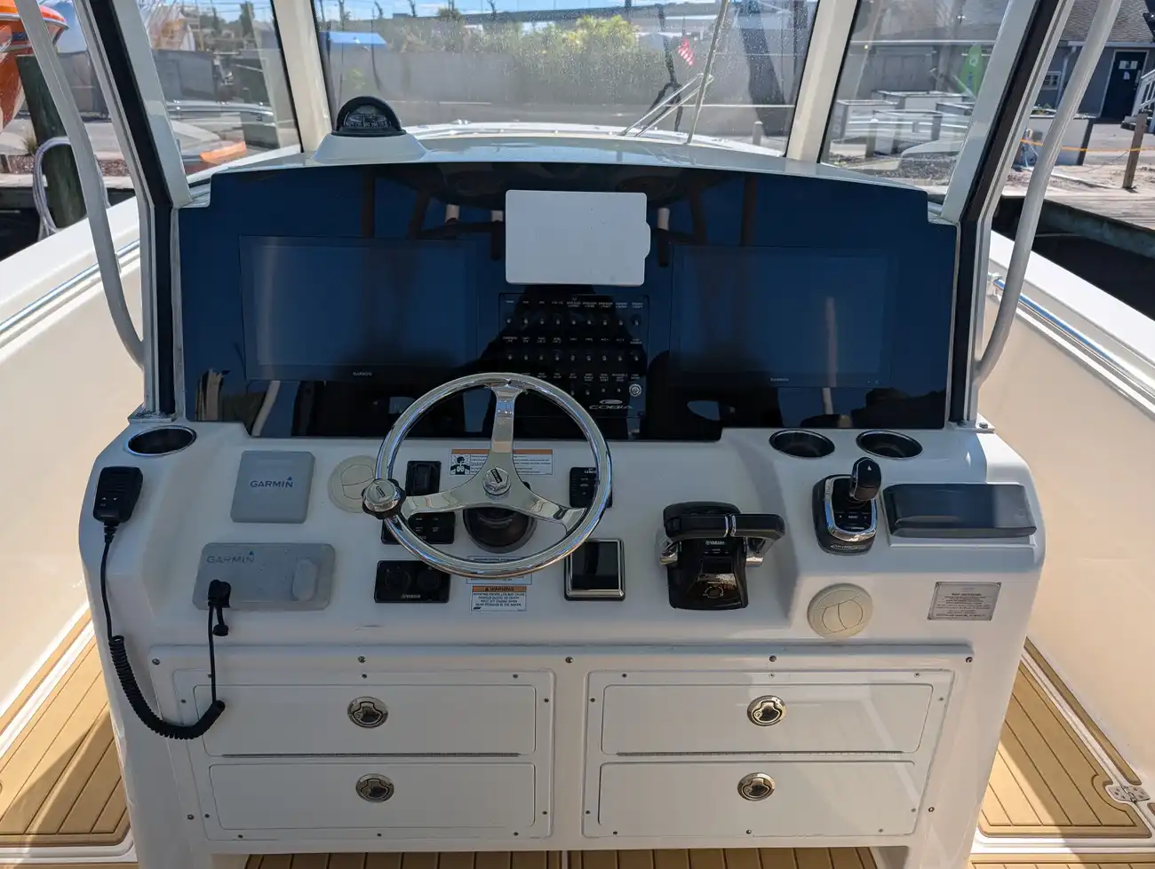 Thumbnail von Cobia 344 CC