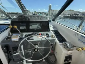 Thumbnail von Tiara Yachts 3600 Sovran