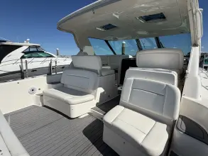Thumbnail von Tiara Yachts 3600 Sovran