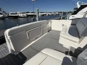 Thumbnail von Tiara Yachts 3600 Sovran