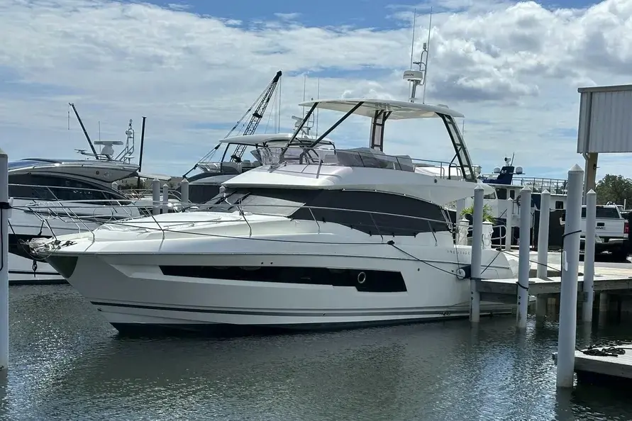 Thumbnail von Prestige 460 Fly