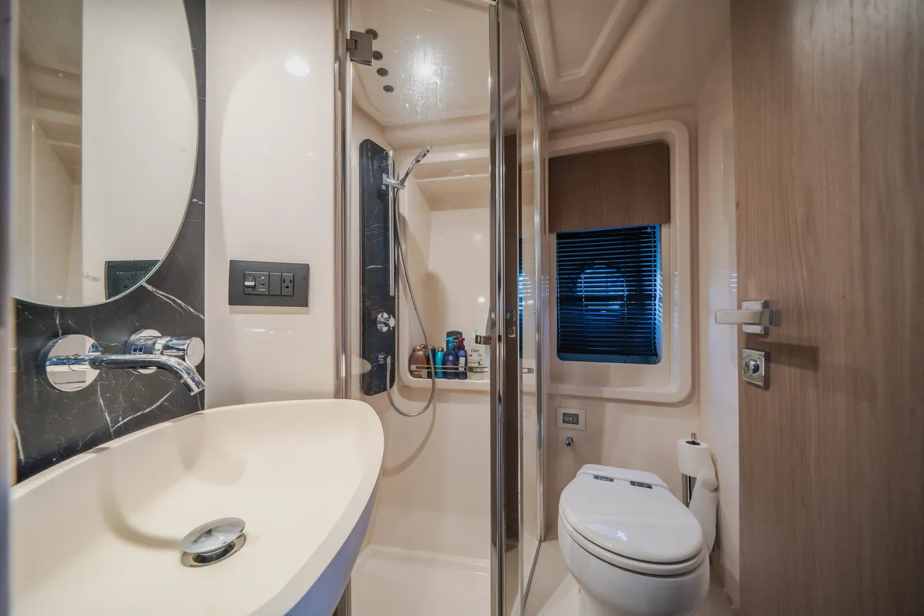 Thumbnail von Azimut 50