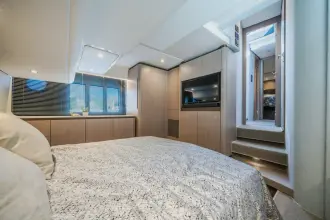 Thumbnail von Azimut 50