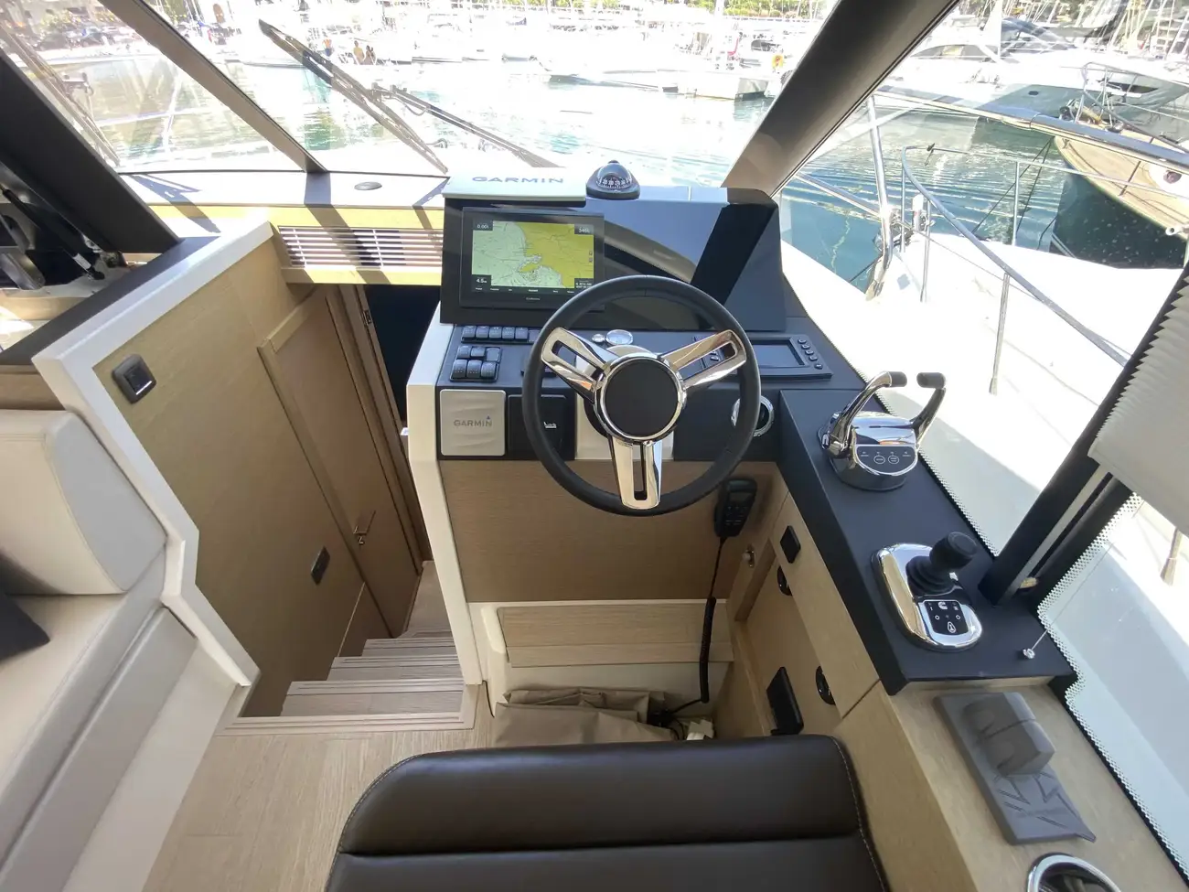 Thumbnail von Prestige 420 Fly MAYAVEE