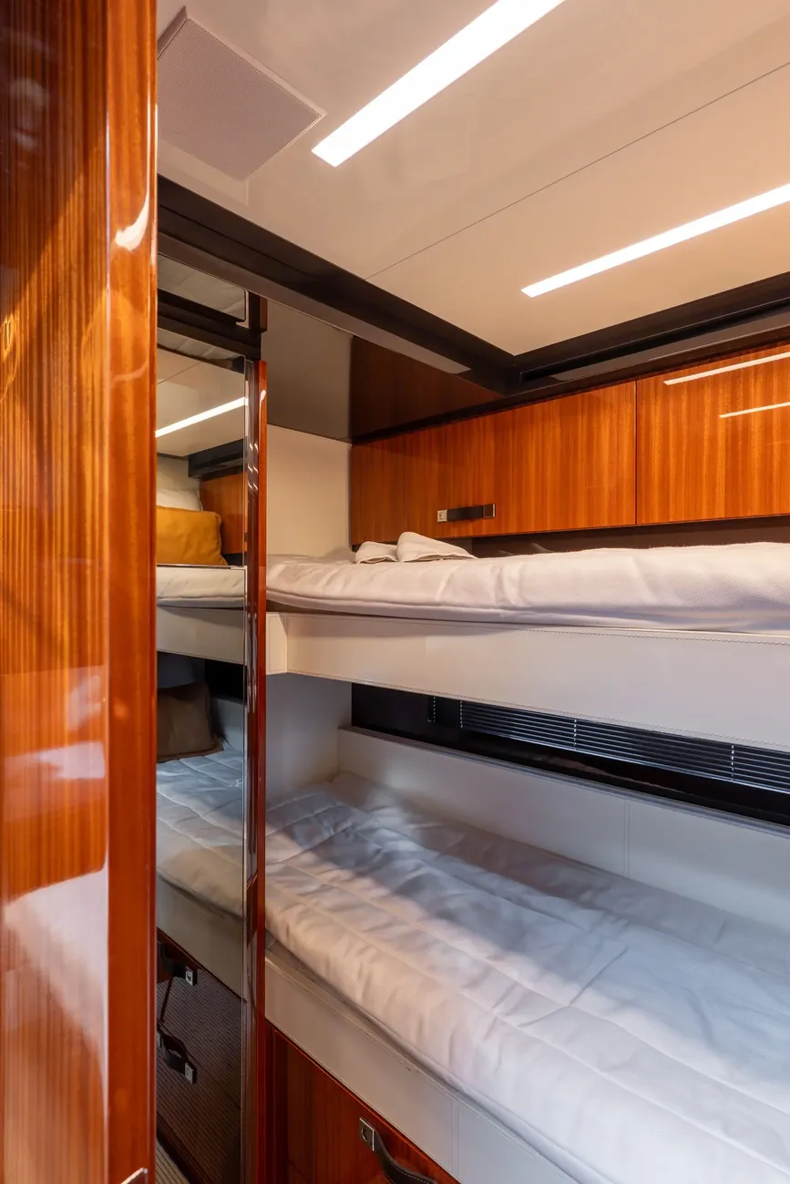 Thumbnail von 56 Rivale Isola