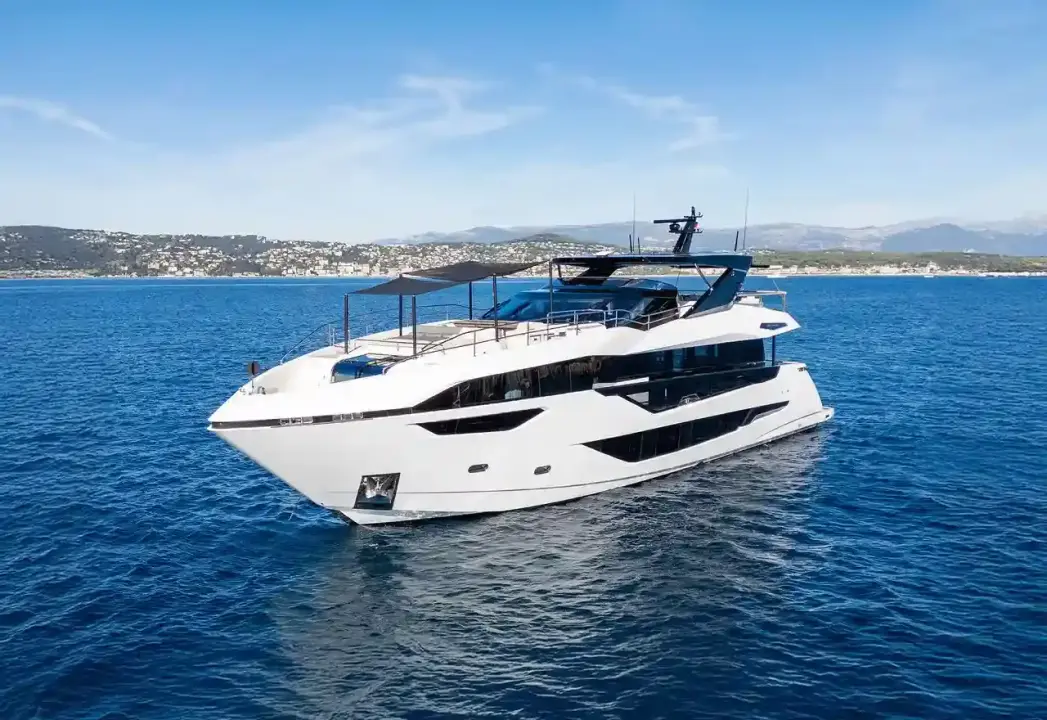 Sunseeker 100 Yacht FAMILY SPIRIT