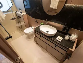 Thumbnail von Sunseeker 100 Yacht FAMILY SPIRIT