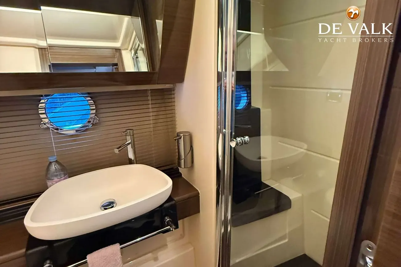 Thumbnail von Azimut 55