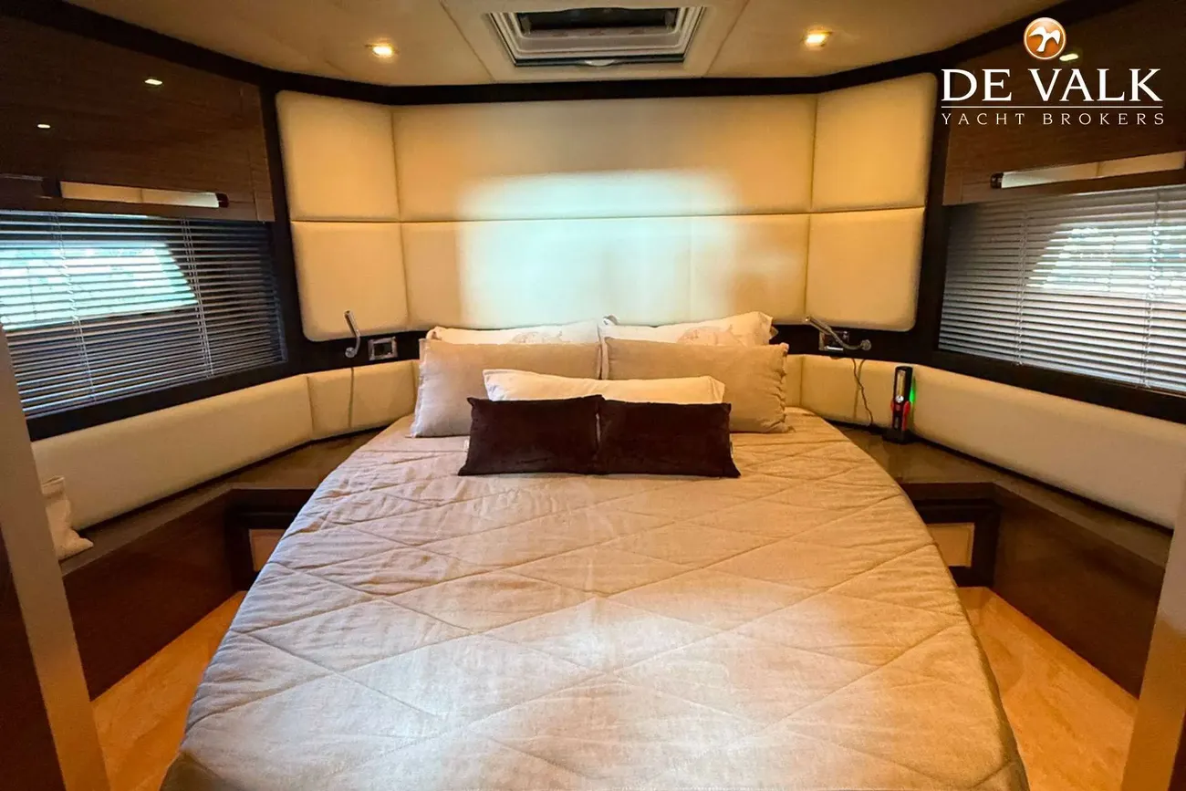 Thumbnail von Azimut 55