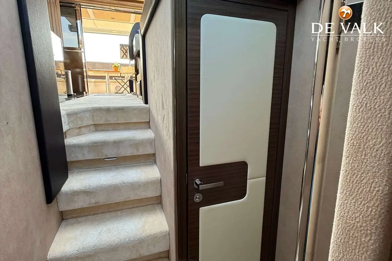 Thumbnail von Azimut 55