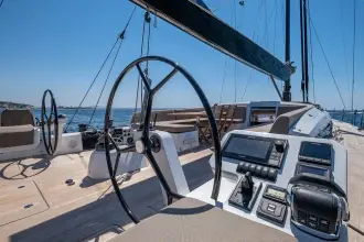 Thumbnail von CNB 76