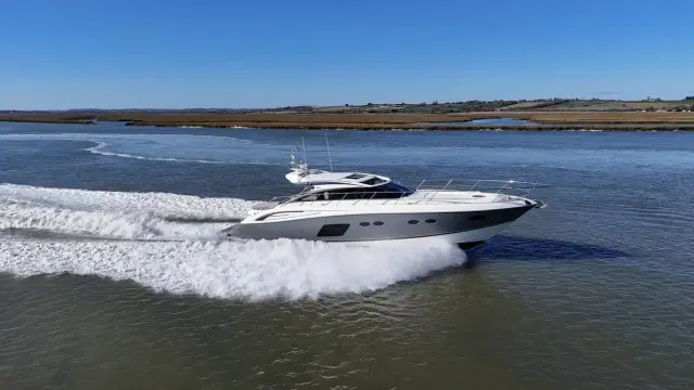 Princess V62 S