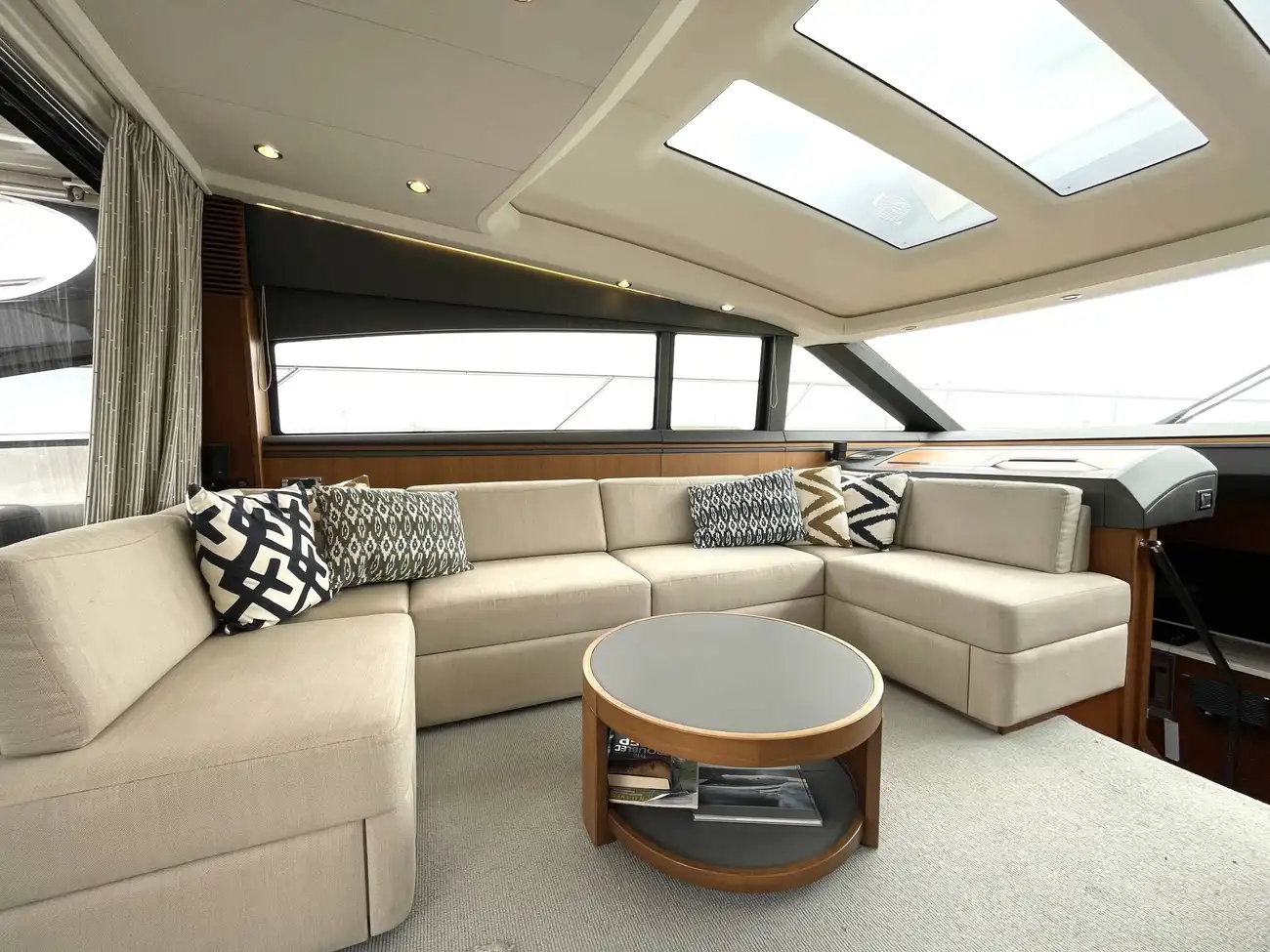 Thumbnail von Princess V62 S