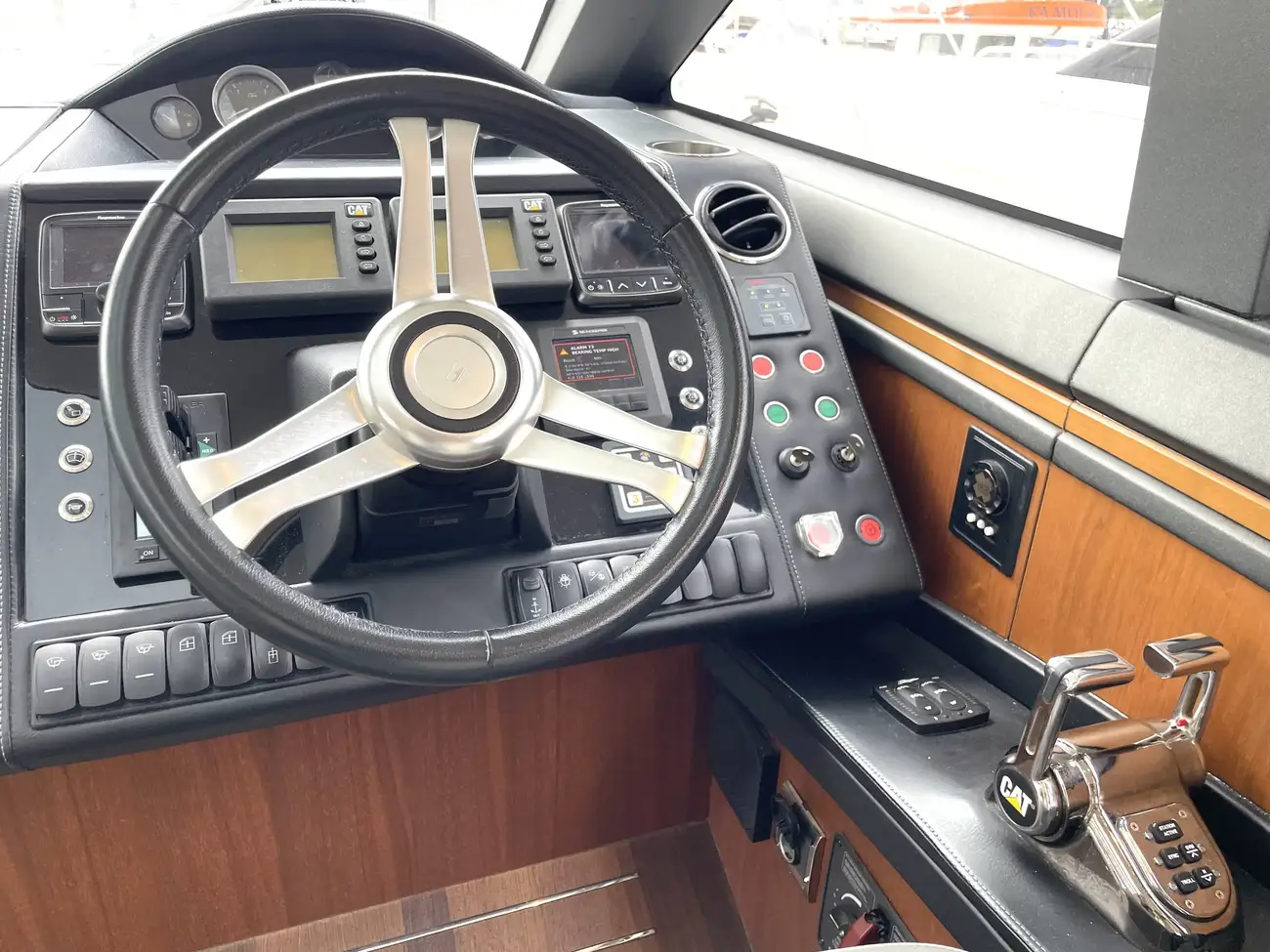 Thumbnail von Princess V62 S