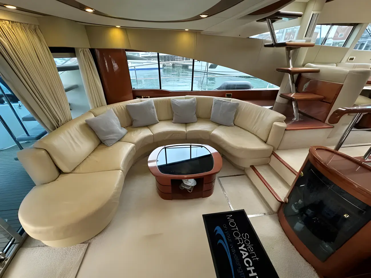 Thumbnail von Fairline Squadron 58