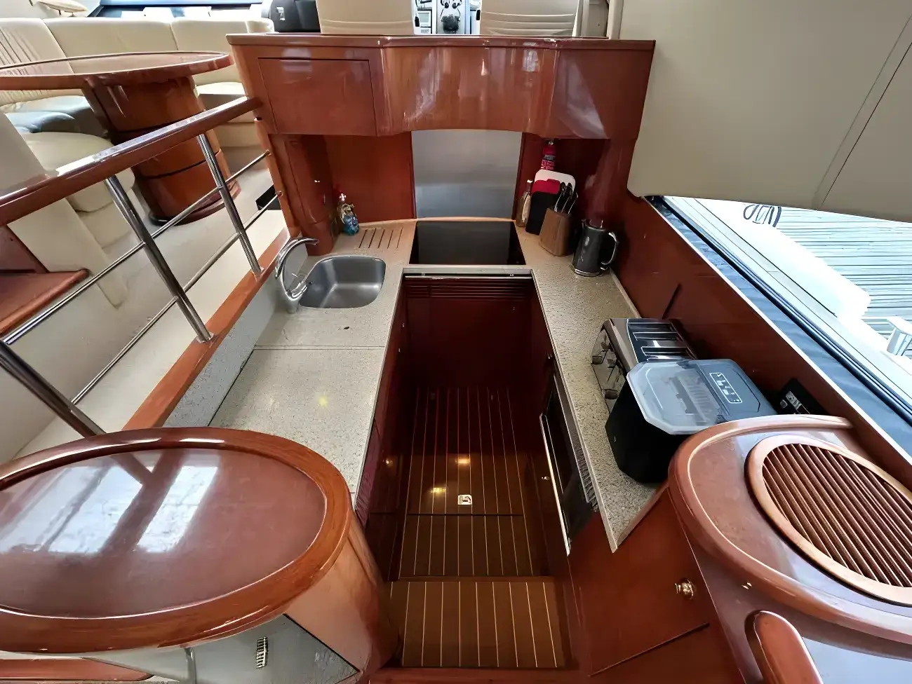 Thumbnail von Fairline Squadron 58