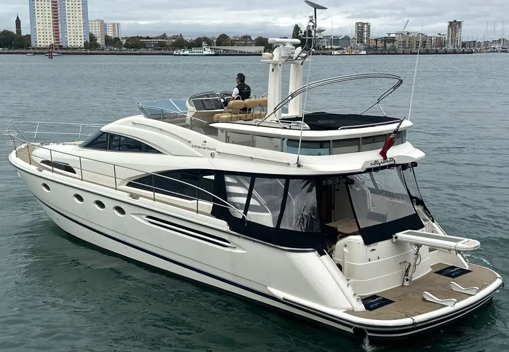 Thumbnail von Fairline Squadron 58