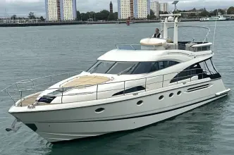 Thumbnail von Fairline Squadron 58