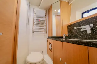 Thumbnail von Oyster 565 Serenity